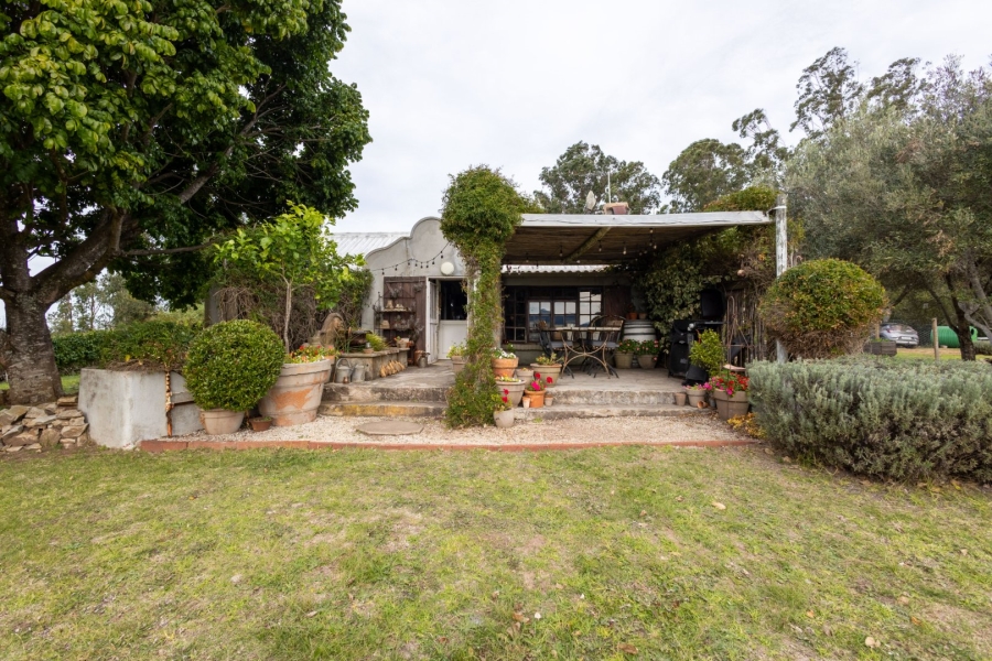 6 Bedroom Property for Sale in Plettenberg Bay Rural Western Cape
